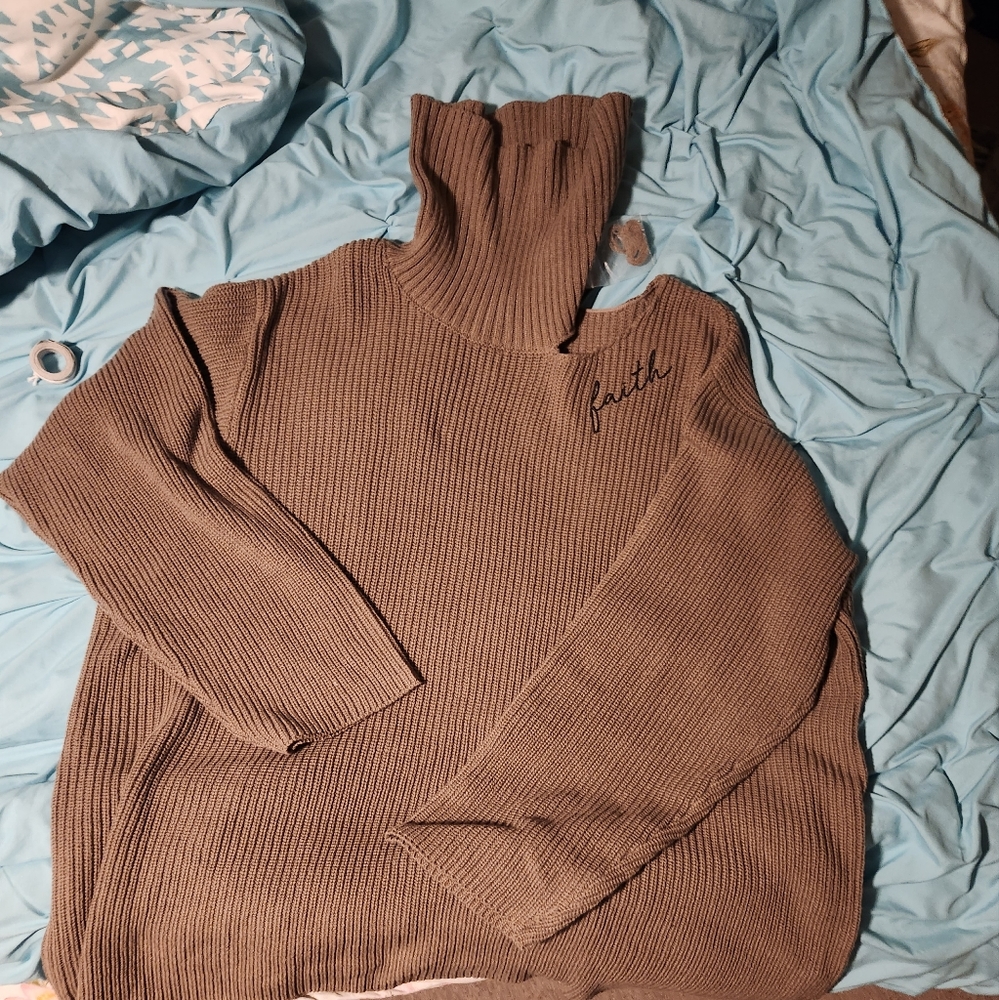Peace love world army brown/green chopped-neck faith 2x turtleneck